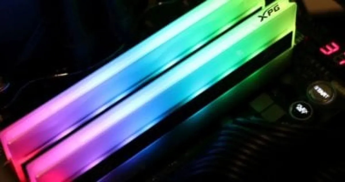 لص كوري يستهدف "رامات" DDR5 النادرة ويهمل كل شيء آخر